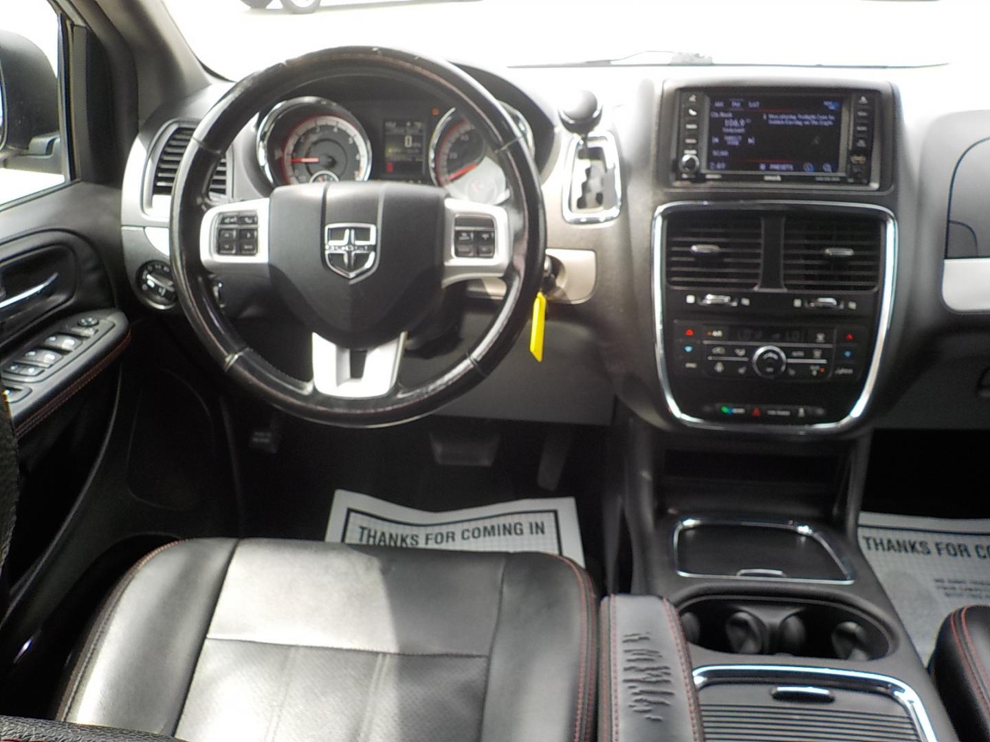 2019 Gray Dodge Grand Caravan (2C4RDGEG9KR) with an V6 engine, Automatic transmission, located at 1617 W Church Street, Livingston, TX, 77351, (936) 327-3600, 30.710995, -94.951157 - A family vehicle priced where a family can afford it!! You won't be dissapointed!! - Photo#11